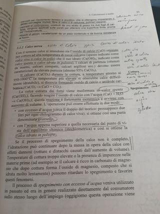 2 volumi sui materiali per l'architettura