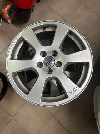 Llantas de 17’ volvo 