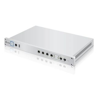Ubiquiti USG-4-PRO