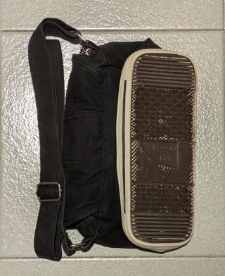 Bolso Zapatilla tipo "Converse"