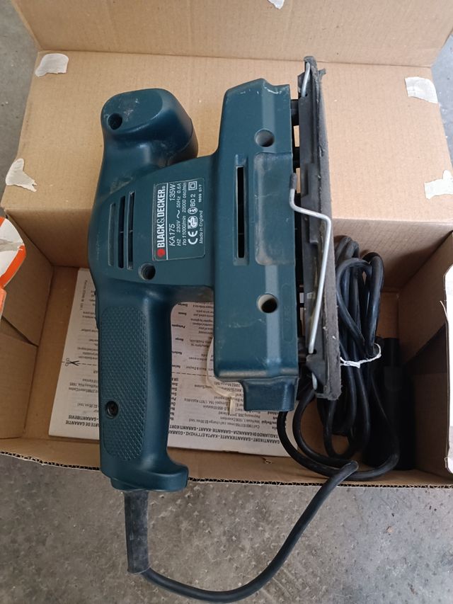 Levigatrice Black&Decker KA175 135W