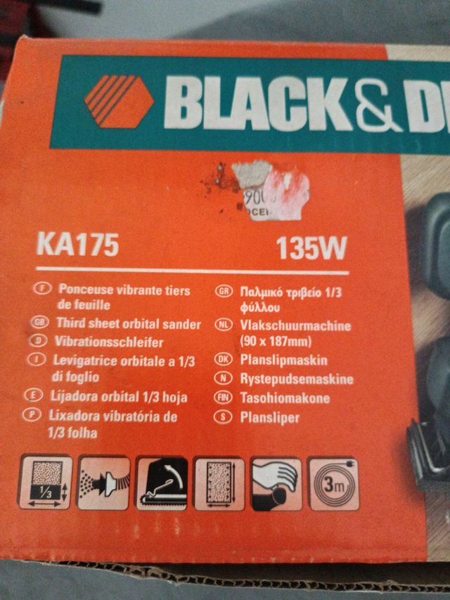 Levigatrice Black&Decker KA175 135W