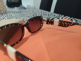 Gafas con lentes polarizadas MÓ SAHINA