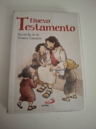 Nuevo Testamento: Recuerdo de mi Primera Comunión