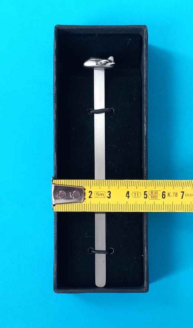 Marcapáginas metálico elegante