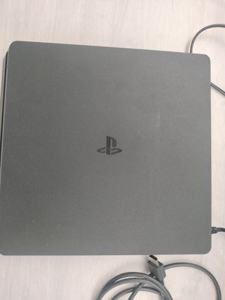 PlayStation 4 slim