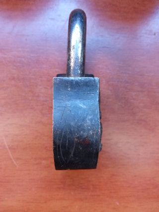 Candado antiguo Asiático .