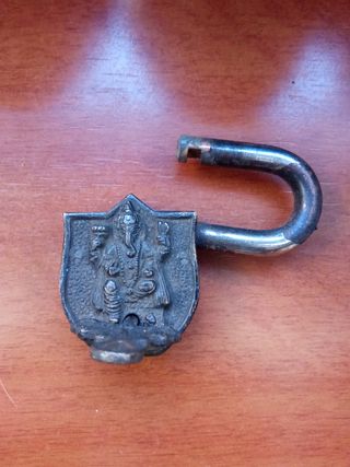 Candado antiguo Asiático .