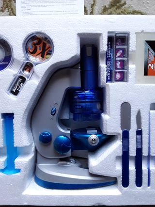 MICROSCOPIO  INFANTIL CON ACCESORIOS  