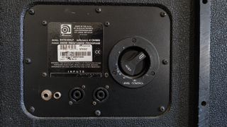 Amplificador Ampeg SVT-3 Pro USA + 610 HLF Classic