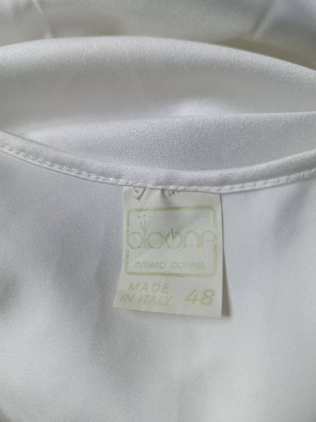 Completo notte  sposa mai usato bellissimo