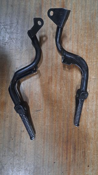 Estriberas Piaggio Typhoon