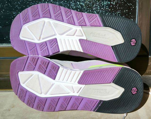 Zapatillas deportivas mujer -moradas y blancas-