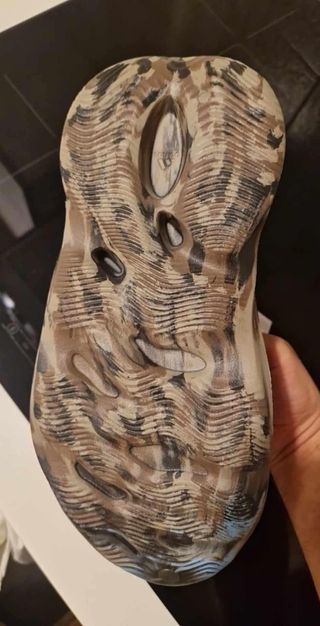 Adidas Yeezy Foam RNNR - Grigio - 42