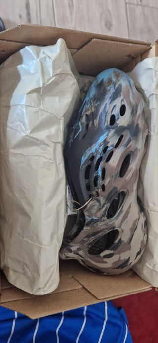 Adidas Yeezy Foam RNNR - Grigio - 42