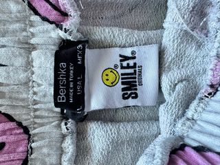 Pantalones deportivos smiley