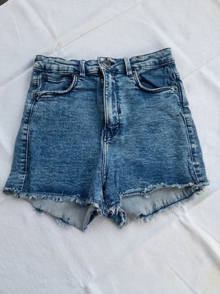 Shorts denim Bershka girl Eu40