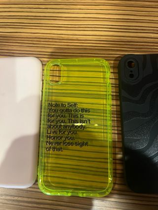 5 custodie per iPhone XR - Assortite