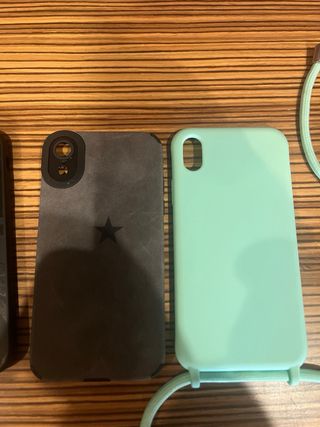 5 custodie per iPhone XR - Assortite