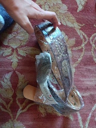 Cinturón CRISMAR marrón y dorado nuevo