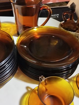 Vajilla ámbar vintage (112 piezas)