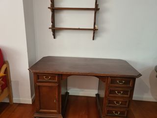 Escritorio madera antiguo
