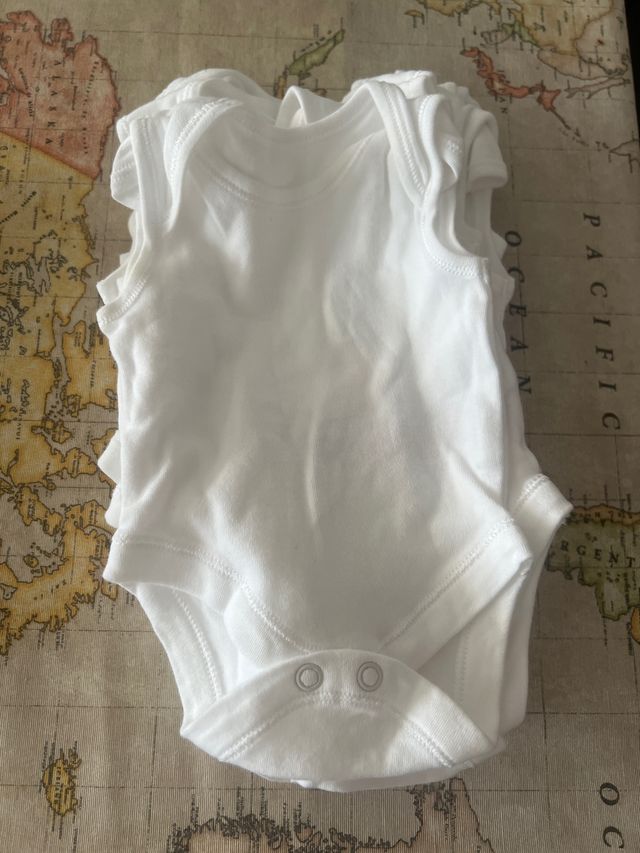 9 Bodys manga corta talla 0 a 1