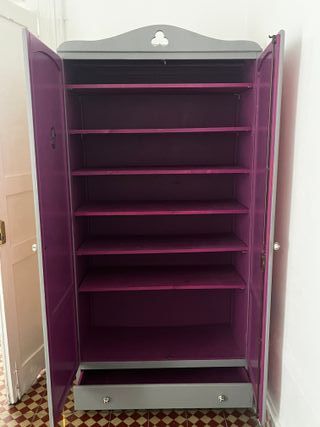 Armario vintage rosa restaurado