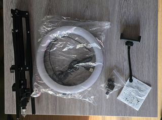 Aro de luz 10" con tripode (1,8 m altura total.