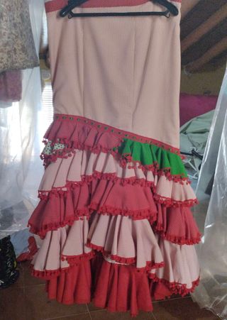 Falda flamenca o rociera.