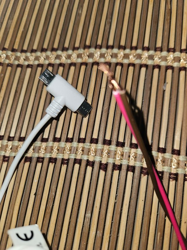 Cargador movil Coche 12V