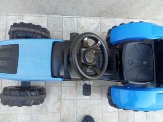 Tractor a pedales para niño