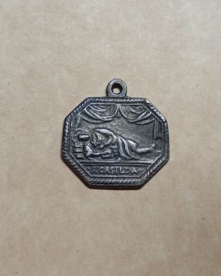 Medalla antigua de Santa Casilda