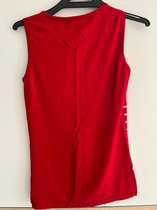 Jersey sin mangas roja