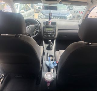 Volkswagen Golf 2004