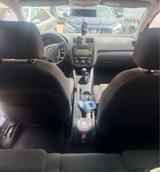 Volkswagen Golf 2004