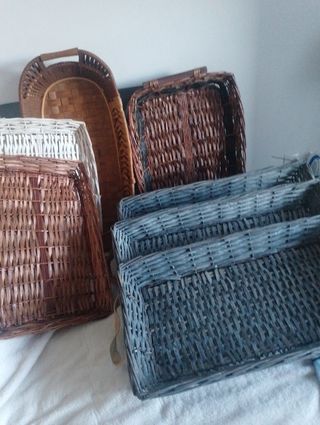 Lote de 7 cestas mimbre.