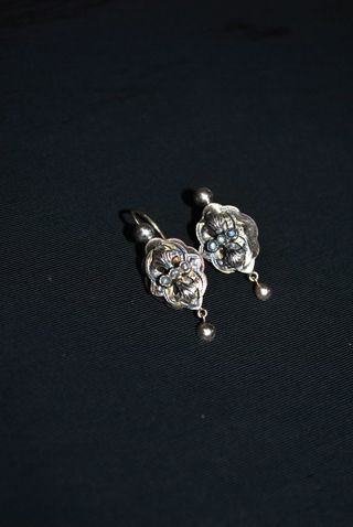 Antiguos pendientes de oro