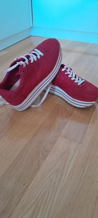 Zapatillas rojas plataforma mujer