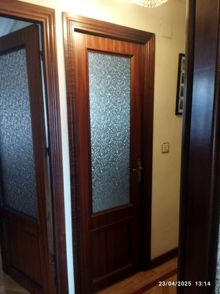 Puerta madera
