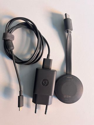 TV LG 32” LCD com Crhomecast