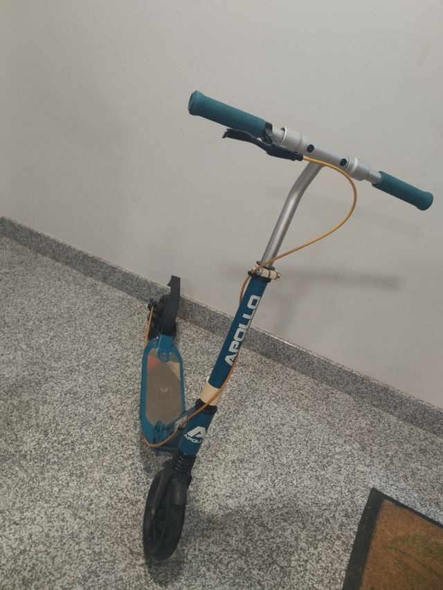 Patinete Apolo con freno de disco