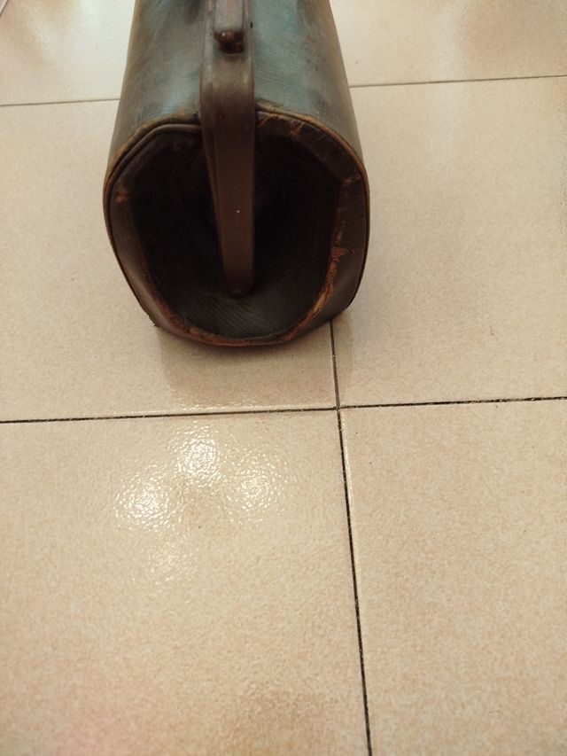 Maletín médico antiguo