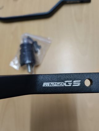 Protector manetas moto