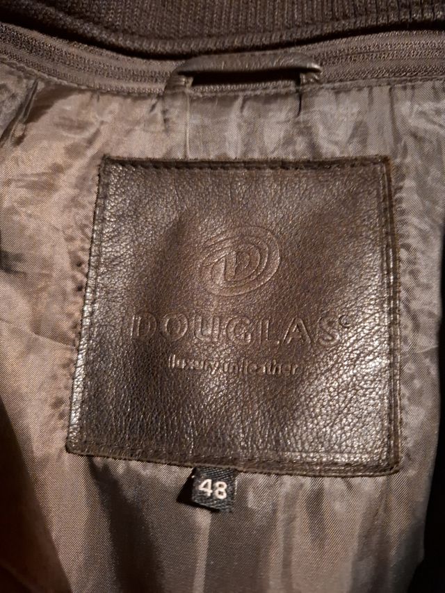 Cazadora de cuero marrón talla 48