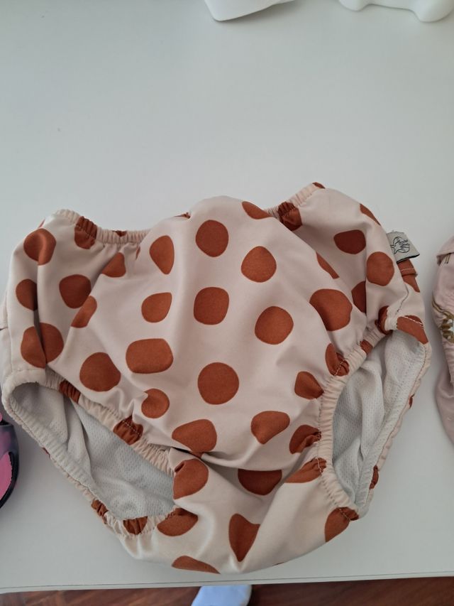 Bañadores bebé + chanclas