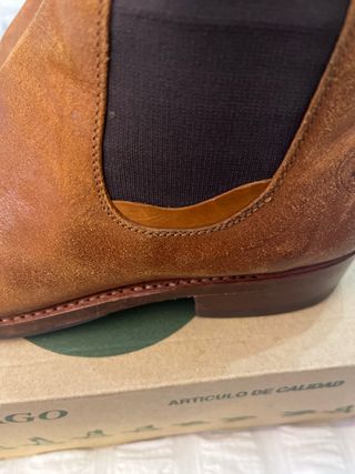 botas camperas marron. 