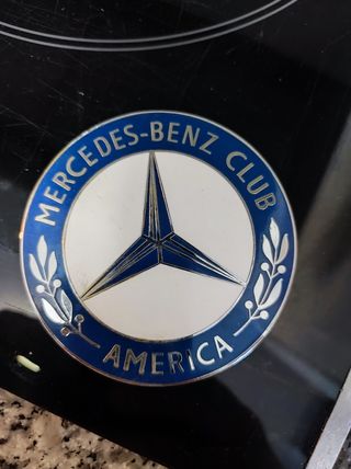 Emblema placa Mercedes Benz club América