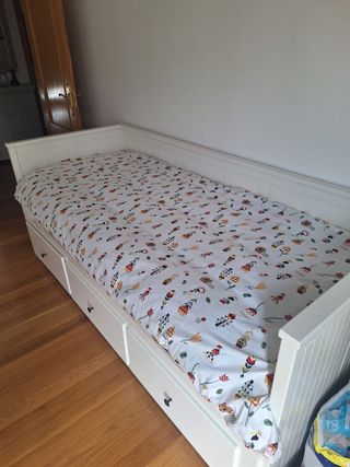 Cama hemnes