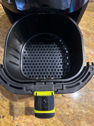 Freidora de aire Cecotec.